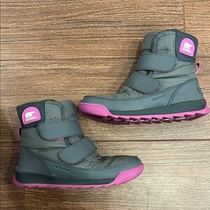 Sorel Kids' Boots Whitney II - Gray with Pink Accents